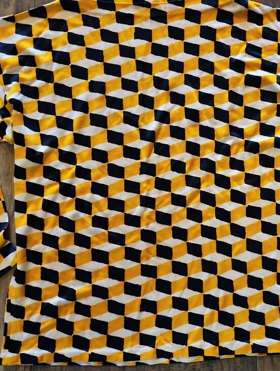 Tops - Geometric Yellow Black White Pencil Skirt